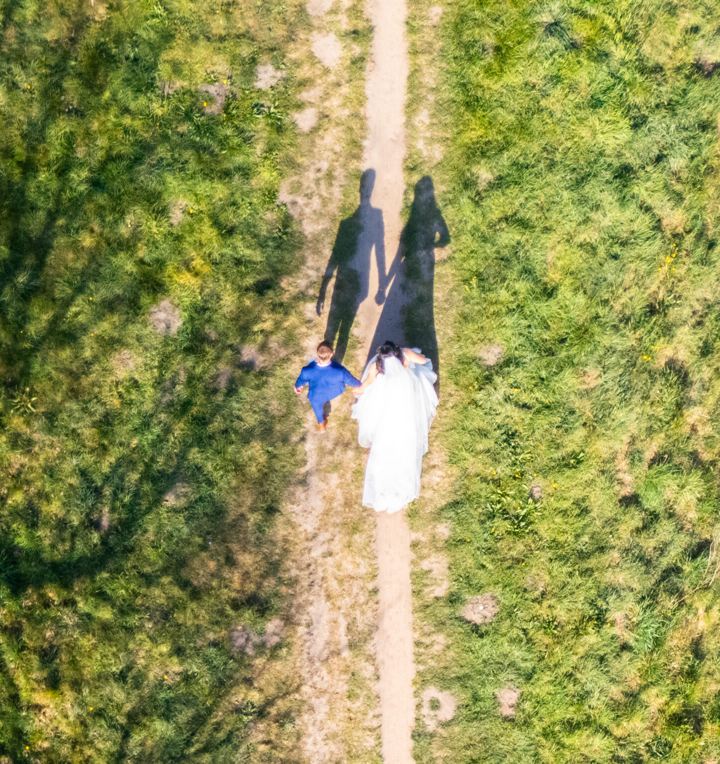 Drone foto schaduw effect bruidspaar